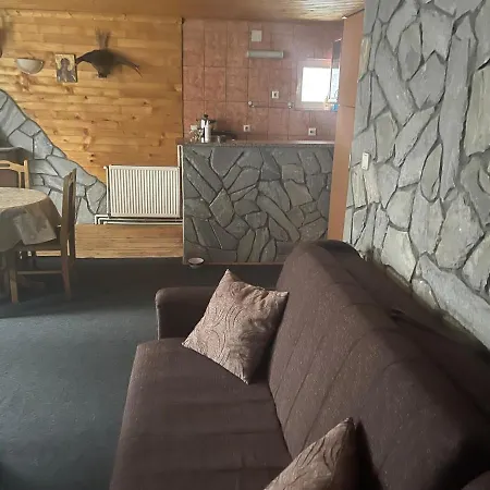 Leni Guest house *